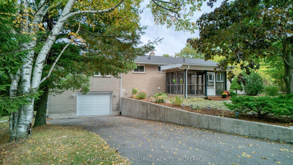 2851b Rutledge Road, Frontenac