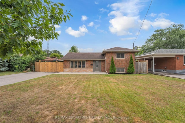35 Hickery Place, Brantford