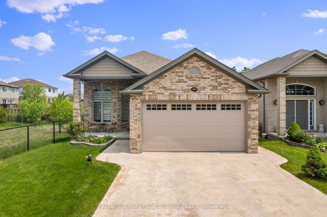 2884 Devon Road Lower Walkout + Basement, London South