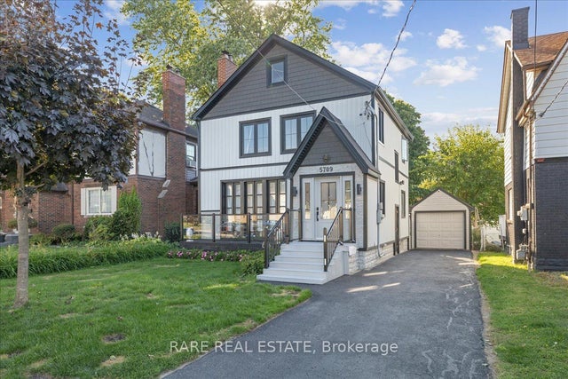 5709 Dorchester Road, Niagara Falls