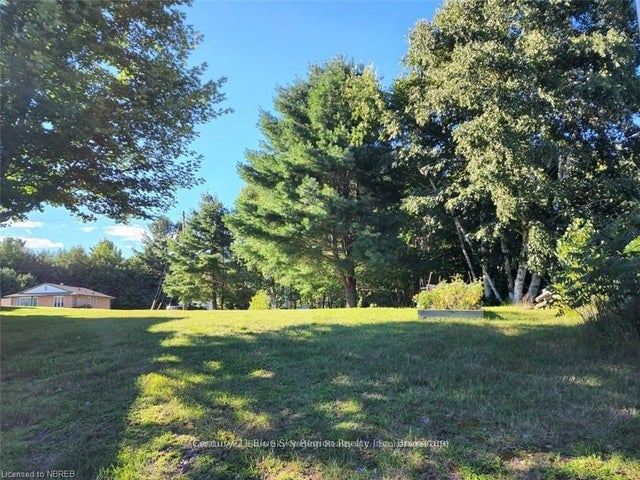 24 Villeneuve Crescent, West Nipissing