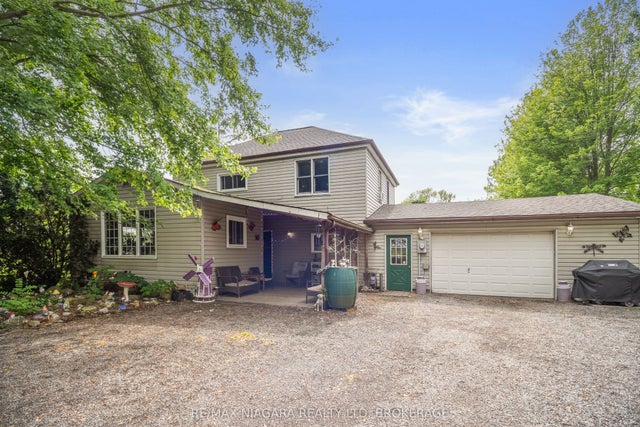 11284 Golf Course Road, Wainfleet