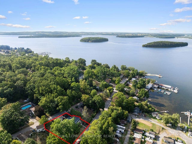5265 Kelly Road, Hamilton Township