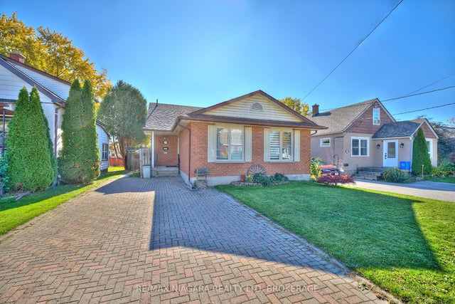 6516 Monroe Street, Niagara Falls