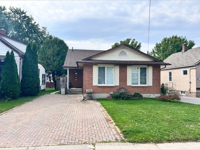 6516 Monroe Street, Niagara Falls