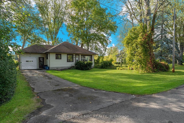 207 Elmwood Avenue, Fort Erie