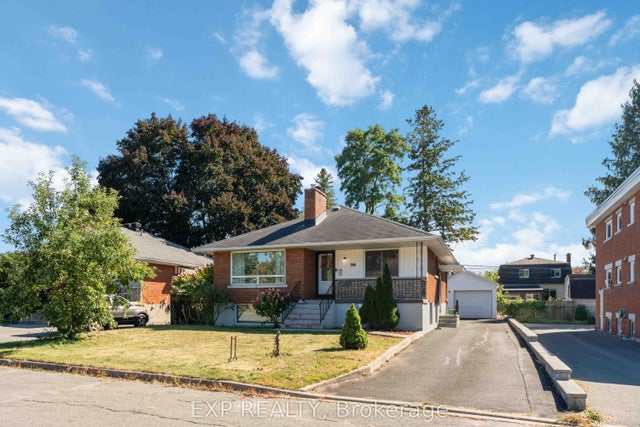 506 Vernon Avenue N, Overbrook - Castleheights and Area
