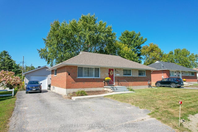 773 Mckay Avenue, North Bay