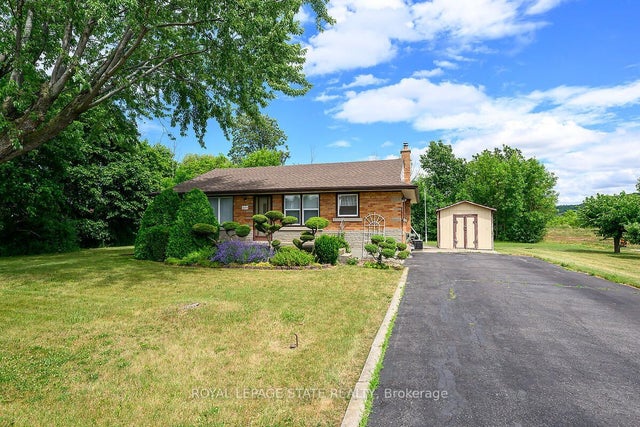 220 Winona Road, Hamilton