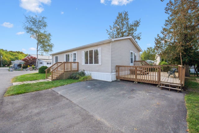 34 Water Street, Puslinch