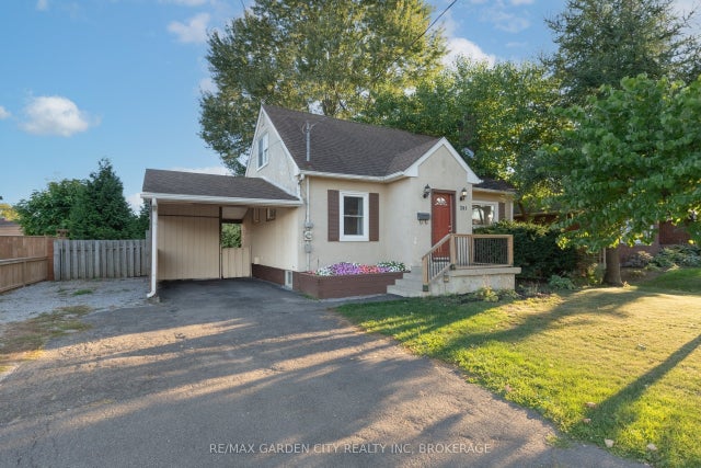 201 Thorold Road, Welland