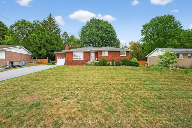 748 Mona Drive, Kingston