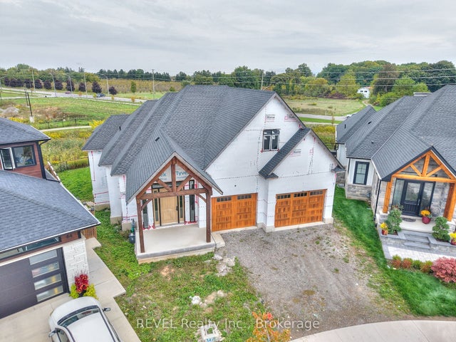 62 Bergenstein Crescent, Pelham