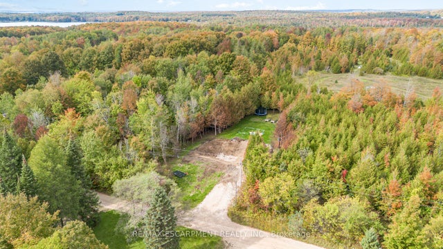 135 Sir Williams Lane, Grey Highlands