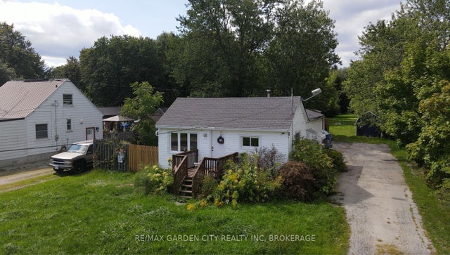 1377 Merrittville Highway, Thorold