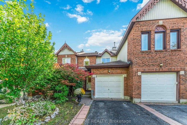 5 Harrington Court, Kanata