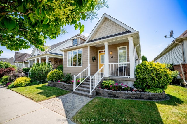 745 Prince Of Wales Drive, Cobourg