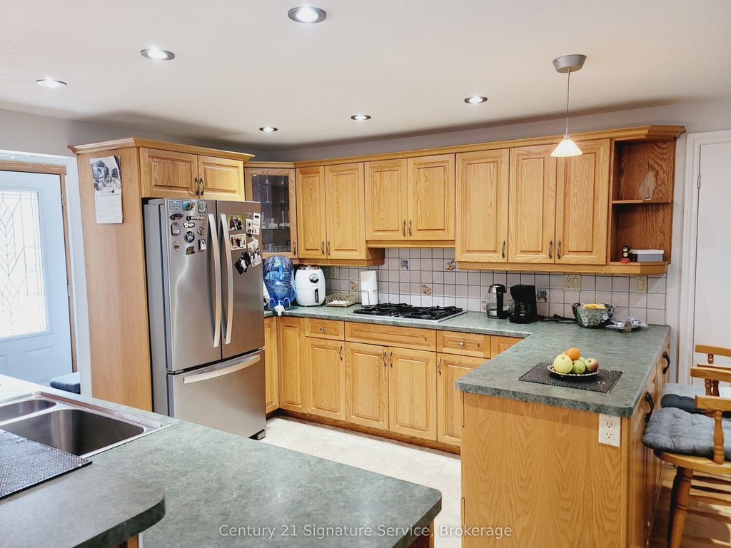 1127 Bleiler Street, Cambridge