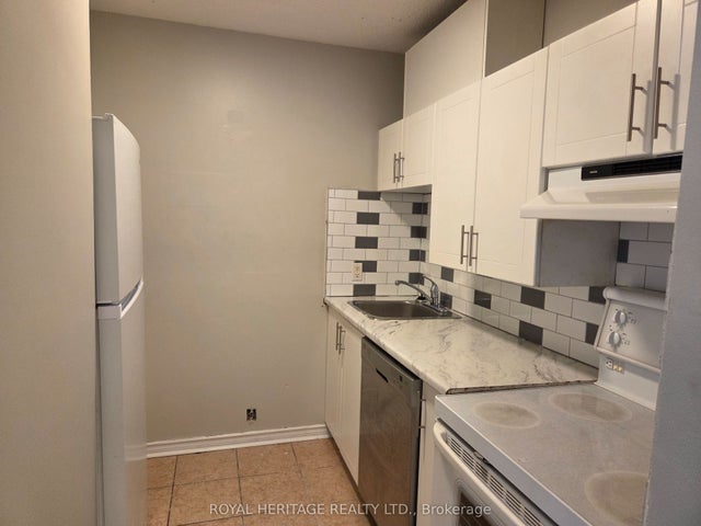 8800 Willoughby Drive 308, Niagara Falls