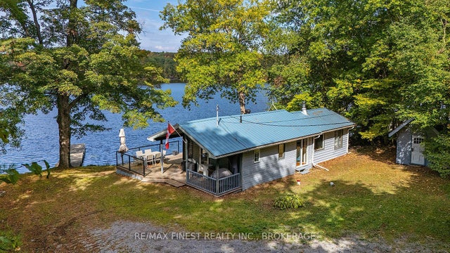 1018 Leadbeater Lane, Frontenac