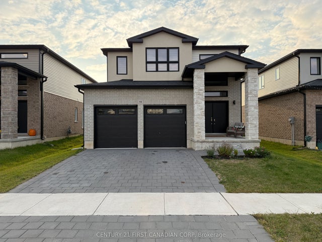 11 Triebner Street, South Huron