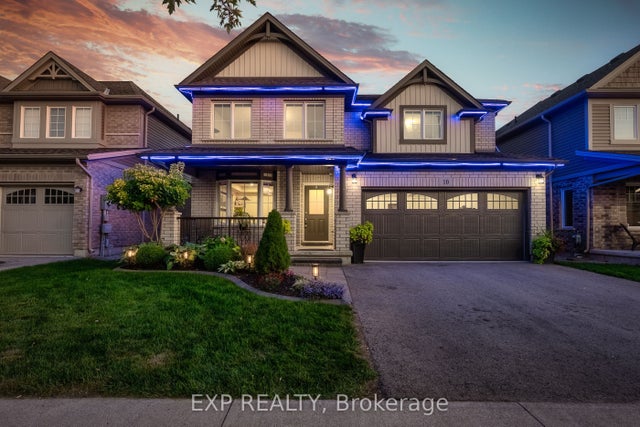 10 Riley Avenue, Pelham