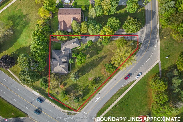 21 First Avenue, Welland