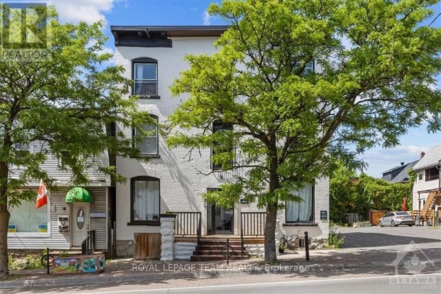 883 Somerset Street W 6, West Centre Town
