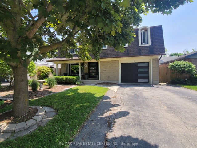 47 Manor Drive, Kitchener