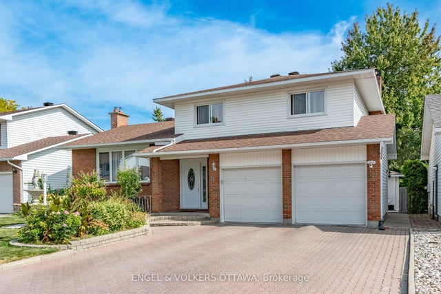 20 Falk Avenue, Barrhaven