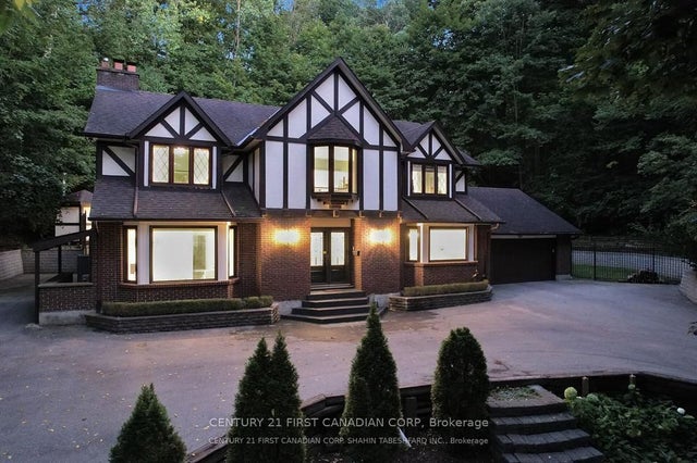 441 Westmount Drive, London South