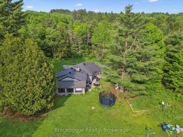 1151 Beatrice Twn Line, Bracebridge