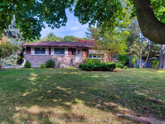 32 Viking Drive, St. Catharines