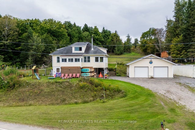 5601 Centennial Lake Road, Greater Madawaska