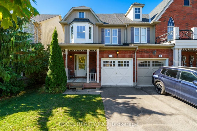 14 Fox Run, Hamilton