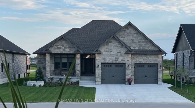 434 Normanton Street, Saugeen Shores
