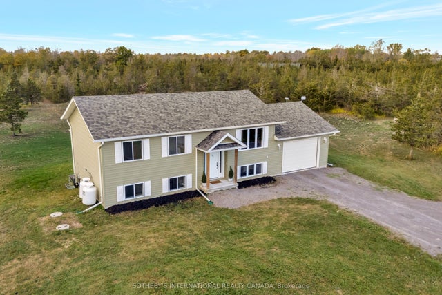 158 Old Milford Road, Prince Edward County