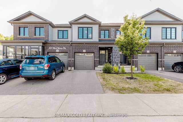 208 Woodmeadow Court, Kitchener