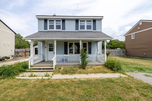 6 Inkerman Avenue, Prince Edward County