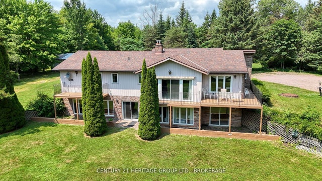 1882 Sunbury Road, Frontenac