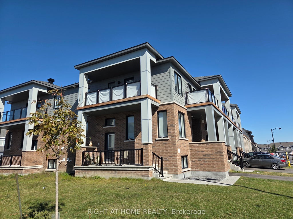 238 Speckled Alder Row, Barrhaven