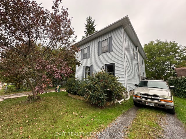 169 Green Street, Deseronto