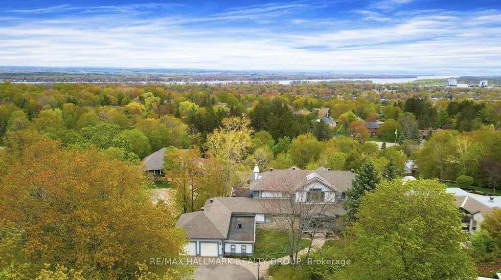 23 Davidson Drive, Beacon Hill North - South and Area