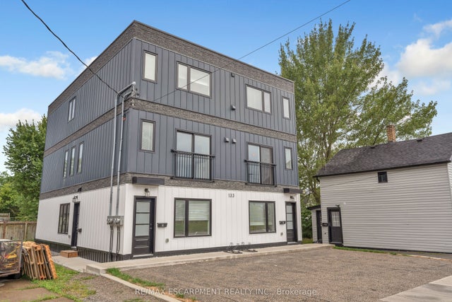 133 Durham Street B, Port Colborne