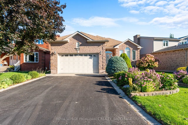 377 Briarwood Drive, Kingston