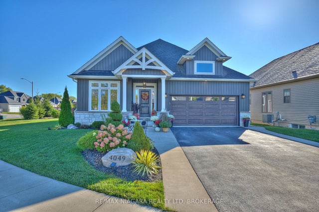 4049 Village Creek Drive, Fort Erie