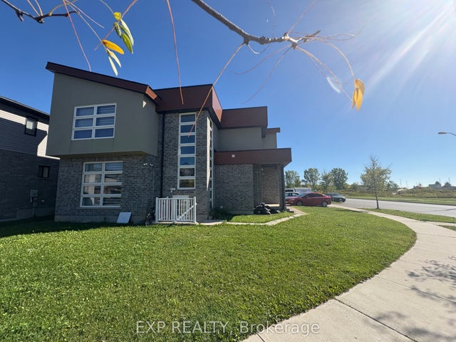 1445 Dyer Crescent N Lower, London North
