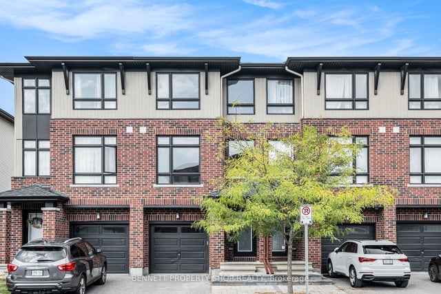 84 Gooseberry Place, Barrhaven