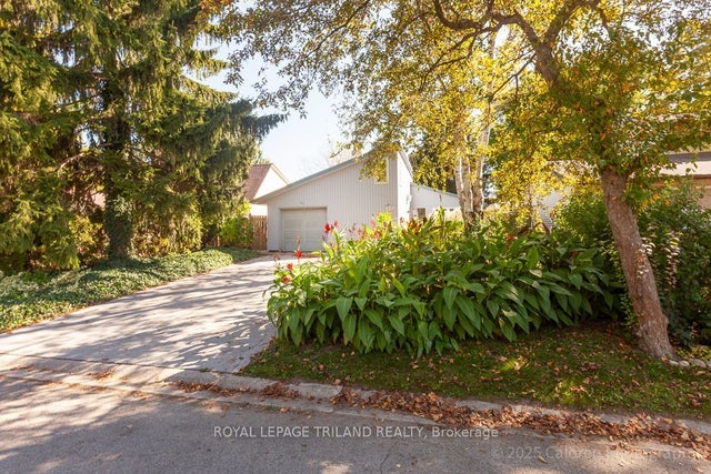 23 Crabtree Avenue, London North