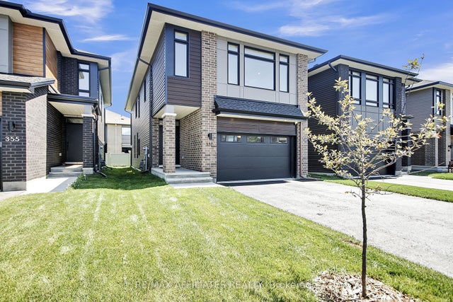 357 Shoveler Grove, Blossom Park - Airport and Area